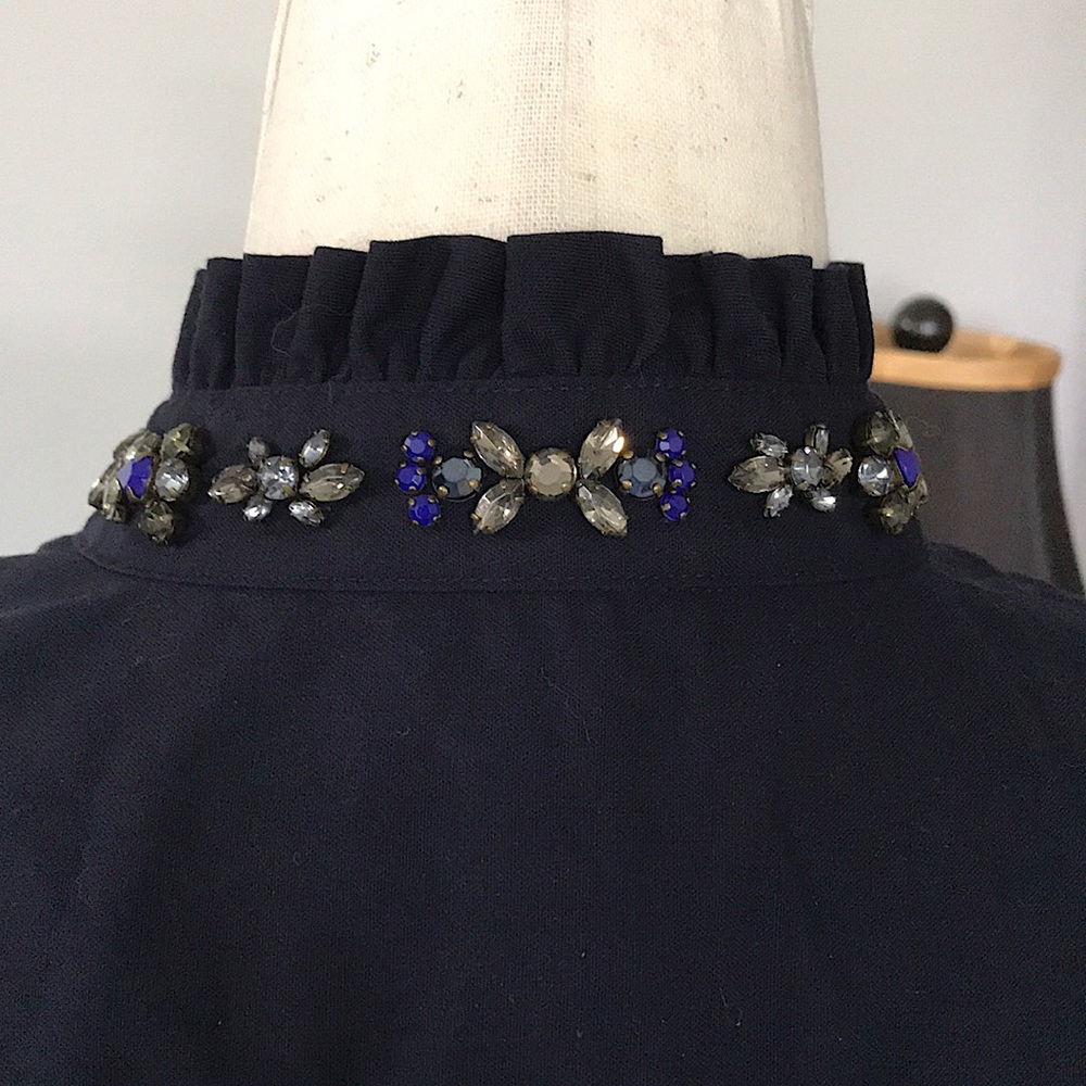 EUC~ J CREW Jeweled Placket Top - Picture 6 of 9